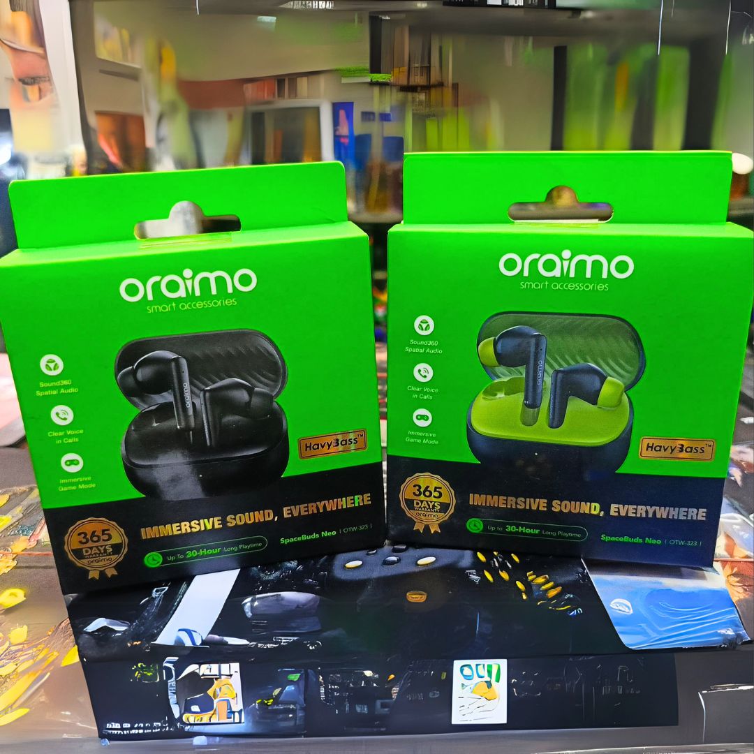 Araimo Ear Buds | IZM
