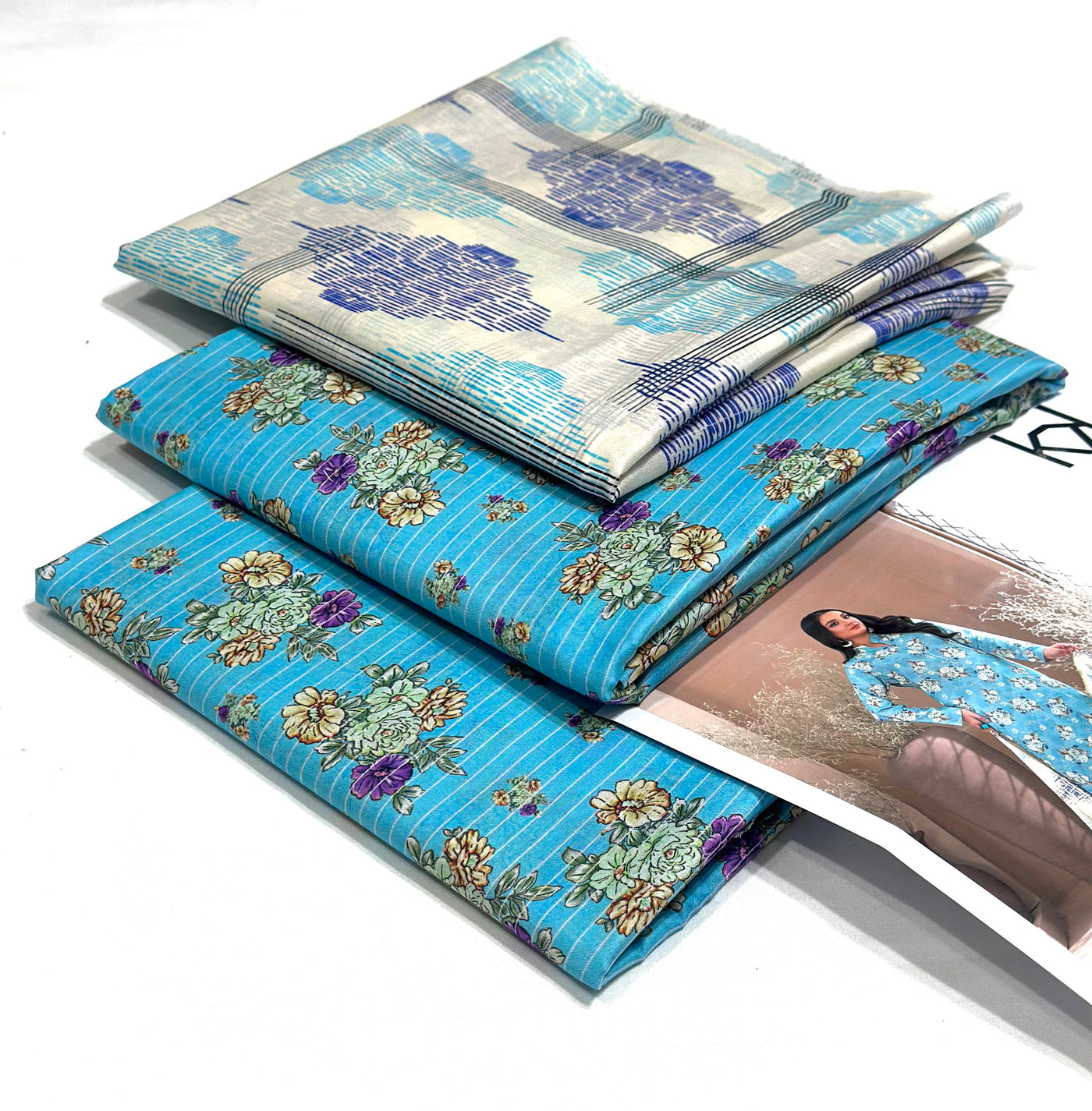 PRINTED 2 PC LAWN UNSTICHED | IZM