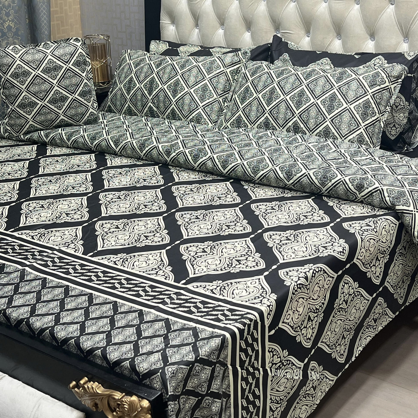 7Pc Printed Comforter Set Bed Sheet | 11 Colors | IZM