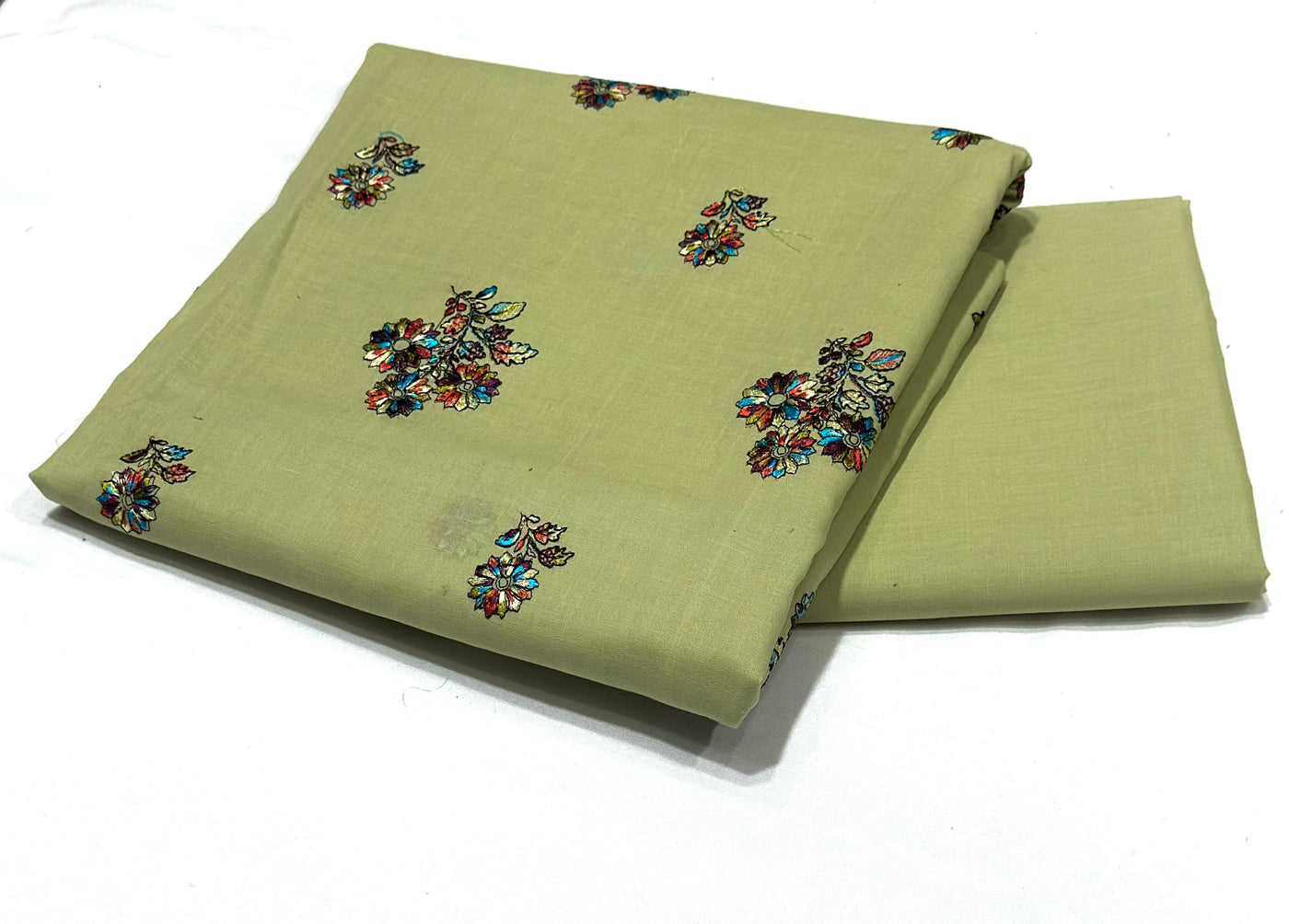 Bareeza Embroidery 2pc Collection | IZM