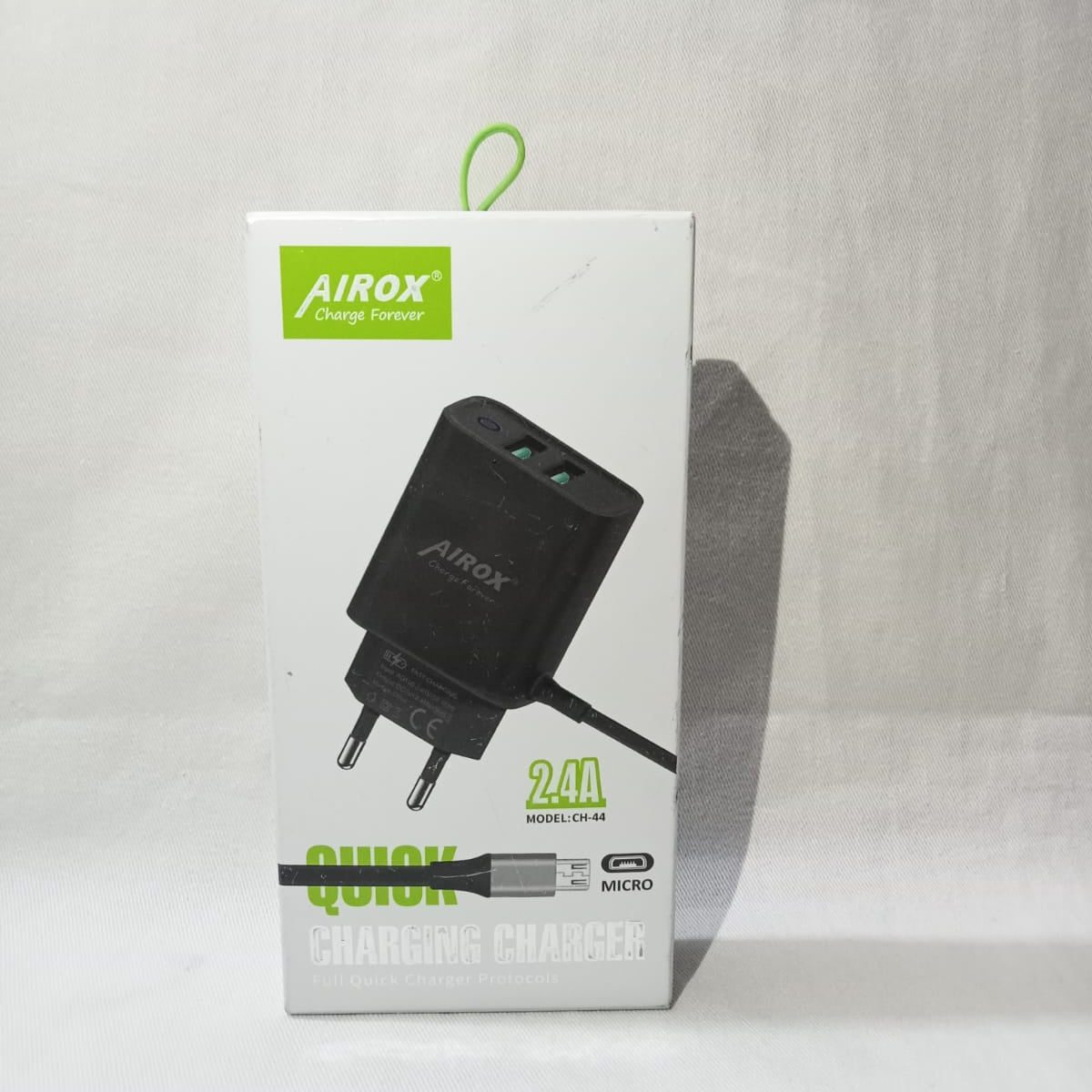 AIROX Quick Charging Charger CH-44 | IZM